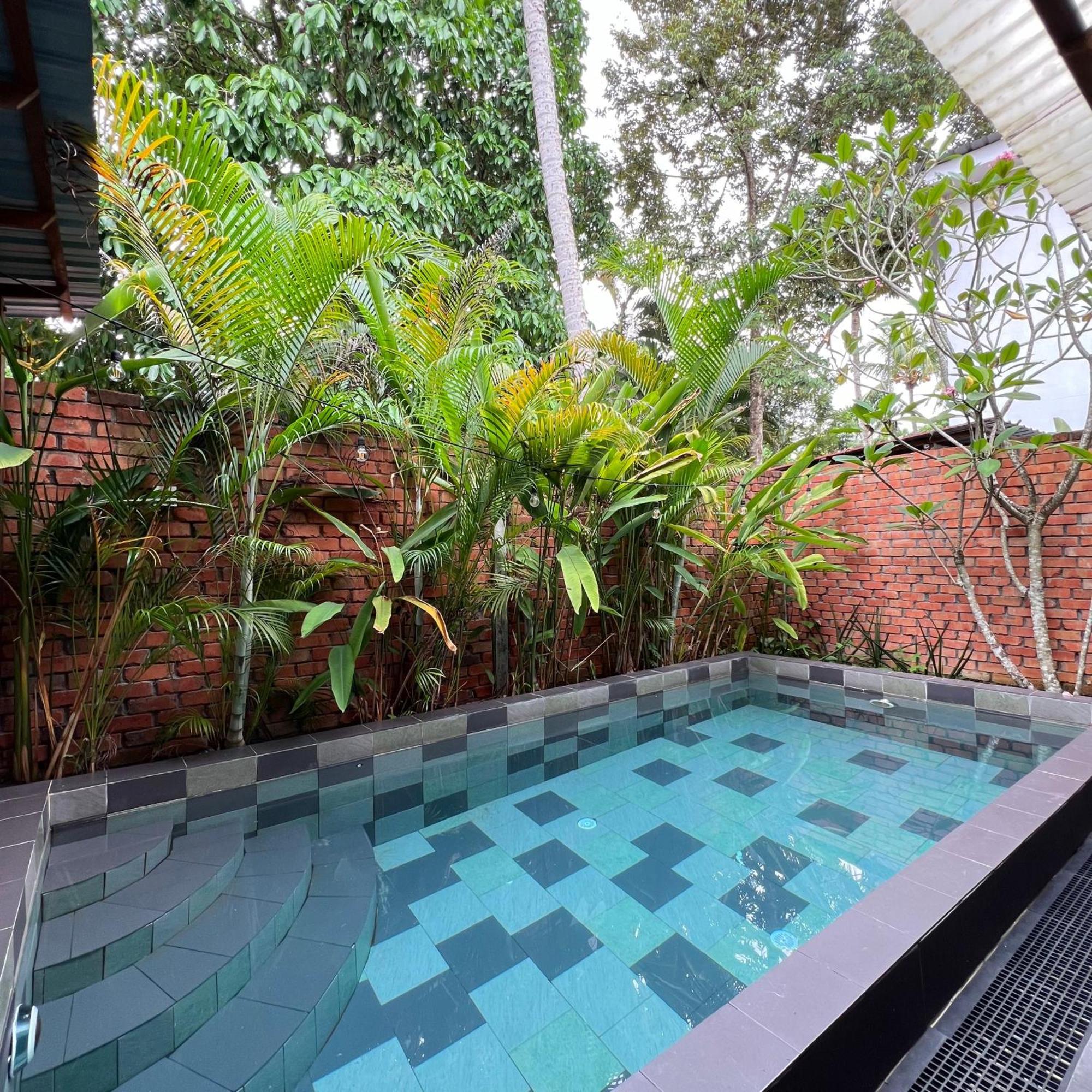 Kutum'S Wooden House - Private Pool, Breakfast & Cafe Villa Langkawi Exterior foto
